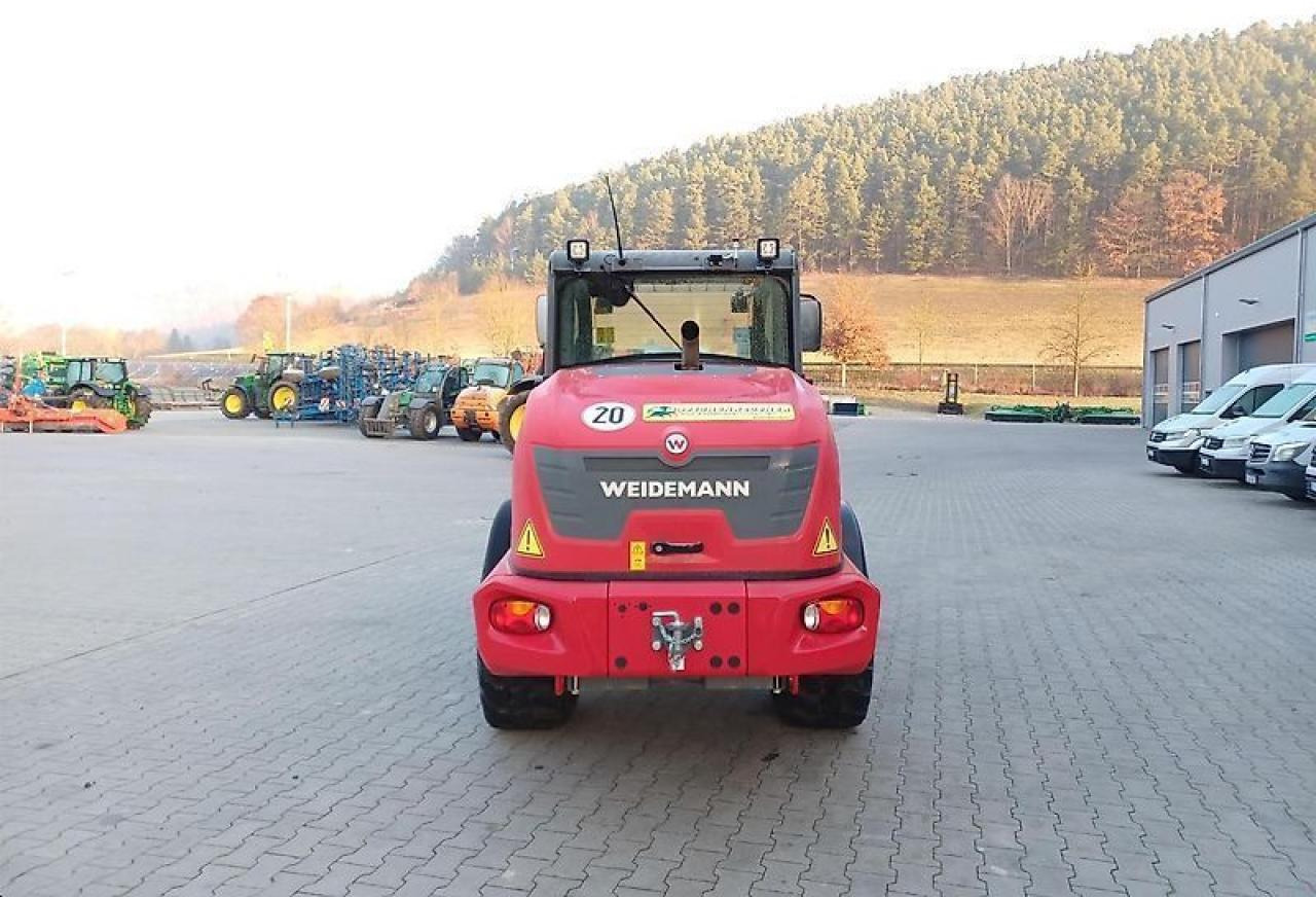 Weidemann 3080 lp - Мини-экскаватор: фото 4 Weidemann 3080 lp - Мини-экскаватор: фото 4