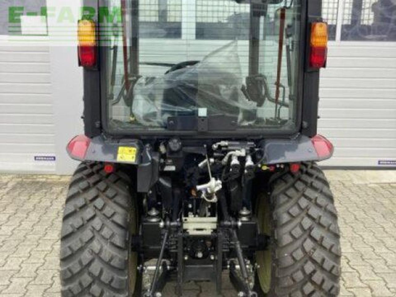 Yanmar yt235 mit kabine yanmar trakto - Трактор: фото 3 Yanmar yt235 mit kabine yanmar trakto - Трактор: фото 3