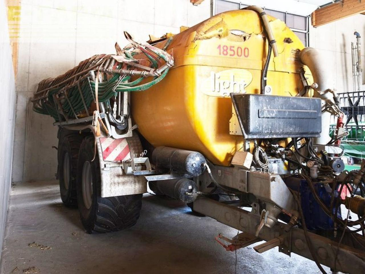 Light 18.500 polyesterfass mit unfallschaden - Цистерна для жидкого навоза: фото 4 Light 18.500 polyesterfass mit unfallschaden - Цистерна для жидкого навоза: фото 4