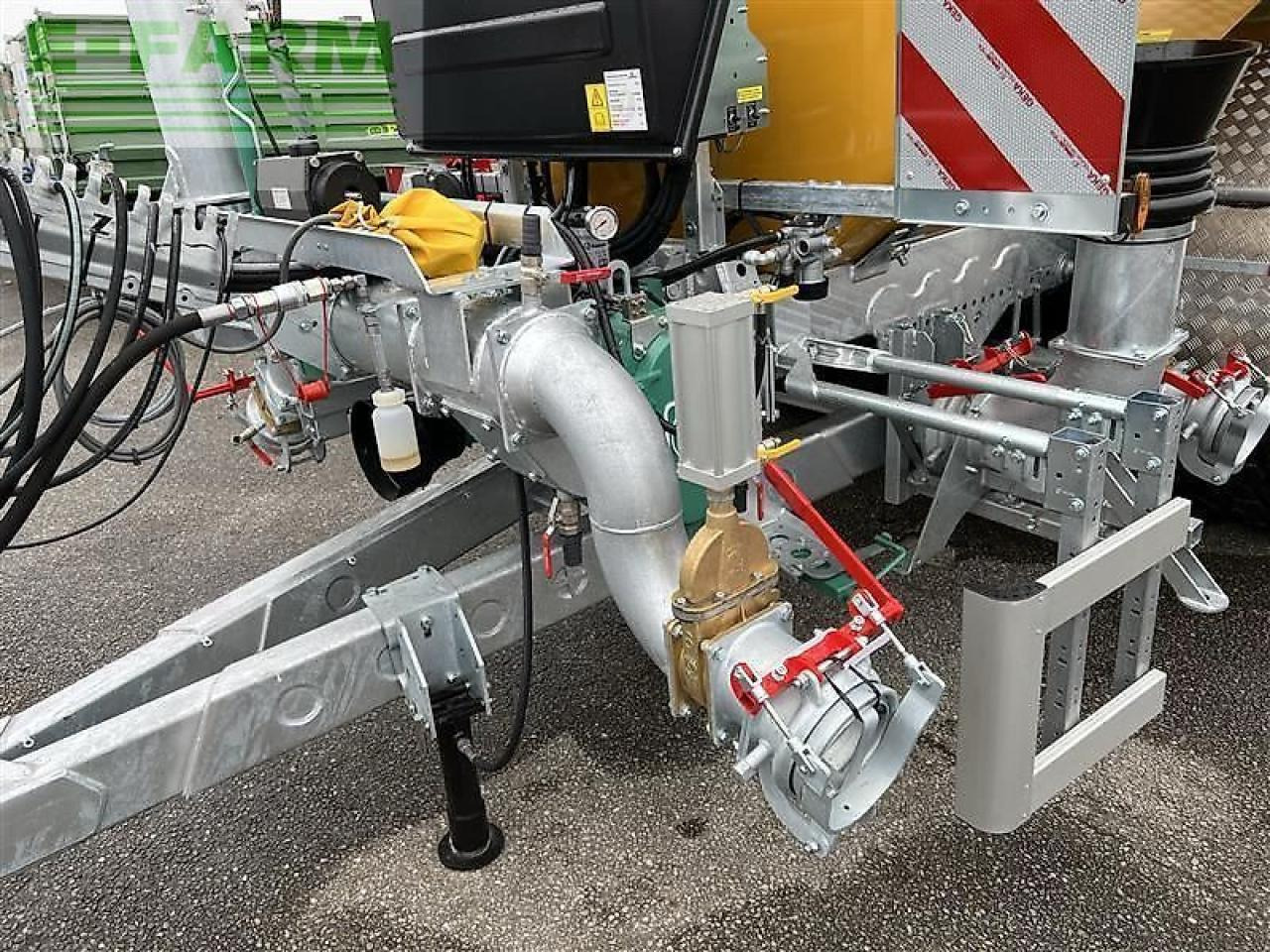 Mke 15,5 pu light ec - Техника для внесения удобрений: фото 2 Mke 15,5 pu light ec - Техника для внесения удобрений: фото 2