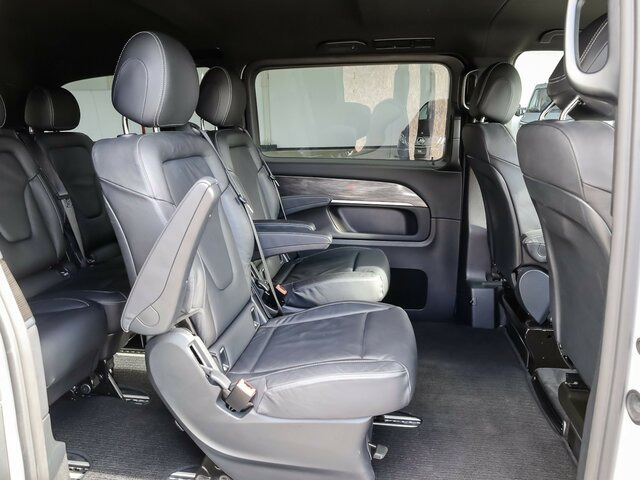 MERCEDES-BENZ EQV 300 Avantgarde Line,lang,7Sitze,2xKlima,LED... - Пассажирский фургон, Электрический фургон: фото 5 MERCEDES-BENZ EQV 300 Avantgarde Line,lang,7Sitze,2xKlima,LED... - Пассажирский фургон, Электрический фургон: фото 5