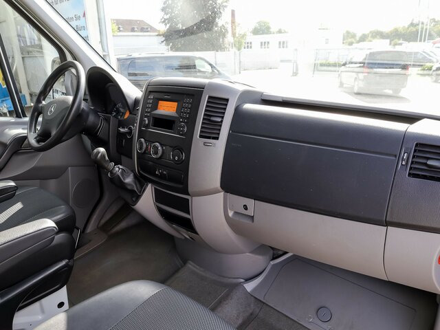 MERCEDES-BENZ Sprinter 316CDI DOKA,Allrad,AHK,Standhzg. - Тентованный фургон, Грузопассажирский фургон: фото 3 MERCEDES-BENZ Sprinter 316CDI DOKA,Allrad,AHK,Standhzg. - Тентованный фургон, Грузопассажирский фургон: фото 3