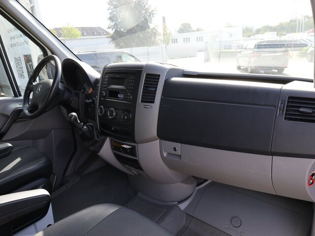 MERCEDES-BENZ Sprinter 316CDI DOKA,Allrad,AHK,TCO,Standhzg.... - Малотоннажный бортовой грузовик, Грузопассажирский фургон: фото 3 MERCEDES-BENZ Sprinter 316CDI DOKA,Allrad,AHK,TCO,Standhzg.... - Малотоннажный бортовой грузовик, Грузопассажирский фургон: фото 3