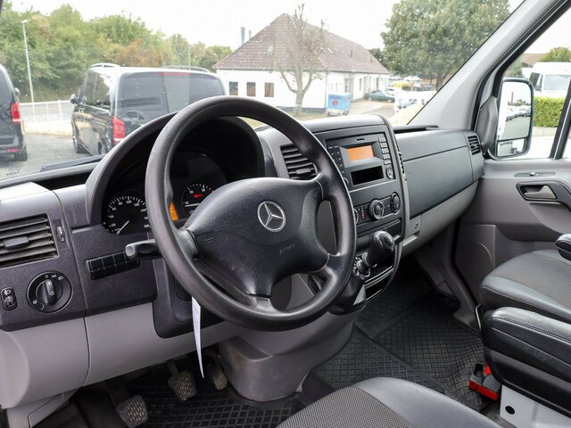 MERCEDES-BENZ Sprinter 316CDI DOKA,Allrad,Klima - Тентованный фургон, Грузопассажирский фургон: фото 4 MERCEDES-BENZ Sprinter 316CDI DOKA,Allrad,Klima - Тентованный фургон, Грузопассажирский фургон: фото 4