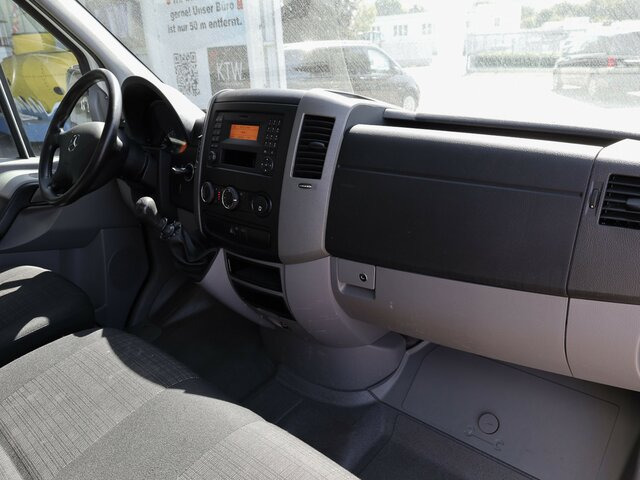 MERCEDES-BENZ Sprinter 316CDI Pritsche,Allrad,Klima... - Малотоннажный бортовой грузовик: фото 2 MERCEDES-BENZ Sprinter 316CDI Pritsche,Allrad,Klima... - Малотоннажный бортовой грузовик: фото 2