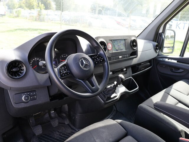 MERCEDES-BENZ Sprinter 317 CDI Kasten,L2H2,MBUX,Kamera - Цельнометаллический фургон: фото 5 MERCEDES-BENZ Sprinter 317 CDI Kasten,L2H2,MBUX,Kamera - Цельнометаллический фургон: фото 5