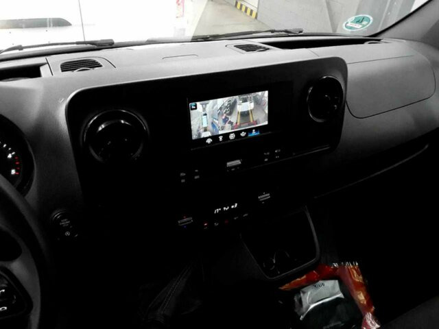 MERCEDES-BENZ Sprinter 317 CDI Kasten,L2H2,MBUX,Kamera - Цельнометаллический фургон: фото 2 MERCEDES-BENZ Sprinter 317 CDI Kasten,L2H2,MBUX,Kamera - Цельнометаллический фургон: фото 2