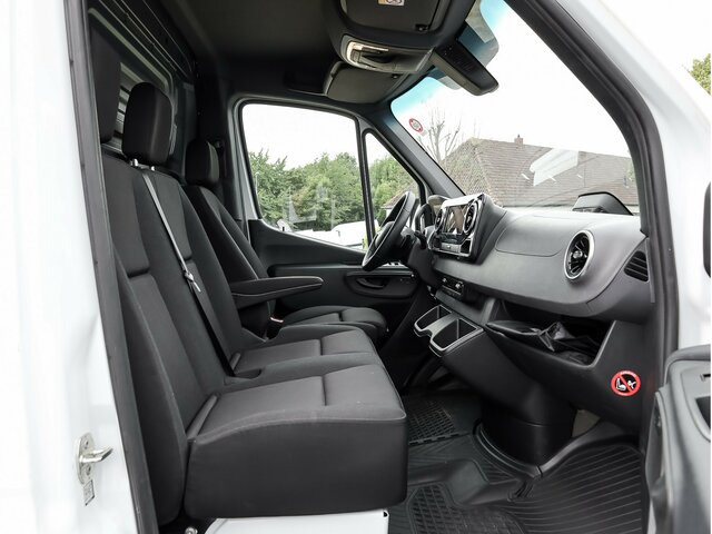 MERCEDES-BENZ Sprinter 317 CDI,L2H2,Automatik,Kamera,LED - Цельнометаллический фургон: фото 3 MERCEDES-BENZ Sprinter 317 CDI,L2H2,Automatik,Kamera,LED - Цельнометаллический фургон: фото 3