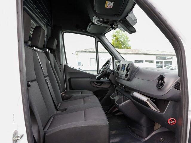 MERCEDES-BENZ Sprinter 317 Maxi,9GTronic,MBUX,Kamera - Цельнометаллический фургон: фото 2 MERCEDES-BENZ Sprinter 317 Maxi,9GTronic,MBUX,Kamera - Цельнометаллический фургон: фото 2