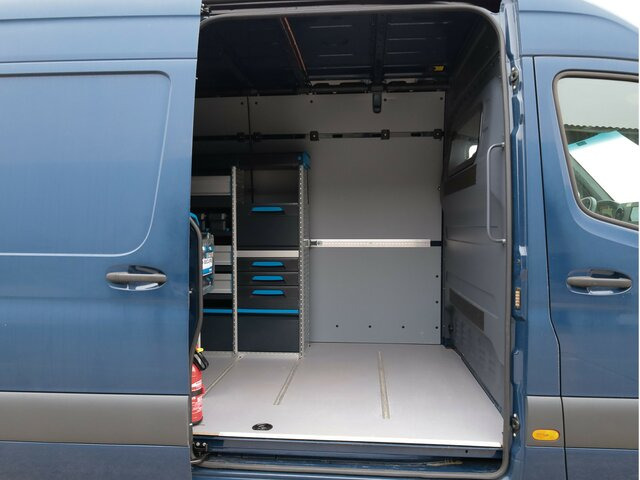 MERCEDES-BENZ Sprinter315 KA,3924mm,Sortimo Regalsystem... - Цельнометаллический фургон: фото 3 MERCEDES-BENZ Sprinter315 KA,3924mm,Sortimo Regalsystem... - Цельнометаллический фургон: фото 3