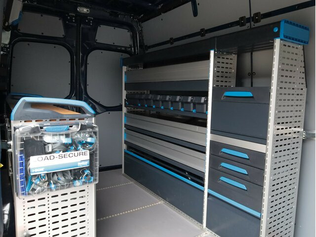 MERCEDES-BENZ Sprinter315 KA,3924mm,Sortimo Regalsystem... - Цельнометаллический фургон: фото 4 MERCEDES-BENZ Sprinter315 KA,3924mm,Sortimo Regalsystem... - Цельнометаллический фургон: фото 4