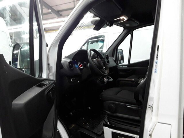 Малотоннажный фургон MERCEDES-BENZ Sprinter317CDI Maxi Koffer,LBW,Klima,MBUX: фото 16