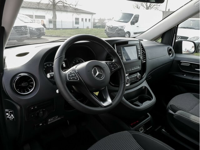 Фото интерьера 2: Кастенваген MERCEDES-BENZ V 300 Marco Polo ActivityEdition,2xTür,20Zoll LM