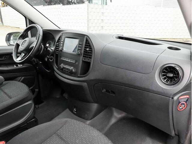 MERCEDES-BENZ Vito 114 TourerPro,lang,Automatik,8Sitze,Kamera - Микроавтобус, Пассажирский фургон: фото 4 MERCEDES-BENZ Vito 114 TourerPro,lang,Automatik,8Sitze,Kamera - Микроавтобус, Пассажирский фургон: фото 4