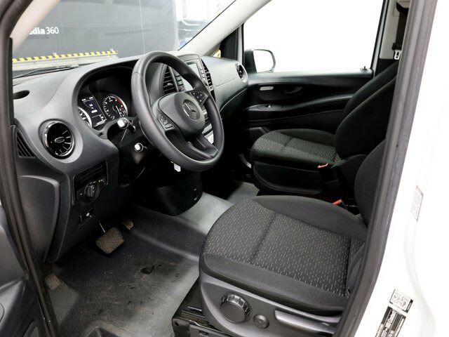 MERCEDES-BENZ Vito 114 TourerPro,lang,Automatik,8Sitze,Kamera... - Микроавтобус, Пассажирский фургон: фото 2 MERCEDES-BENZ Vito 114 TourerPro,lang,Automatik,8Sitze,Kamera... - Микроавтобус, Пассажирский фургон: фото 2