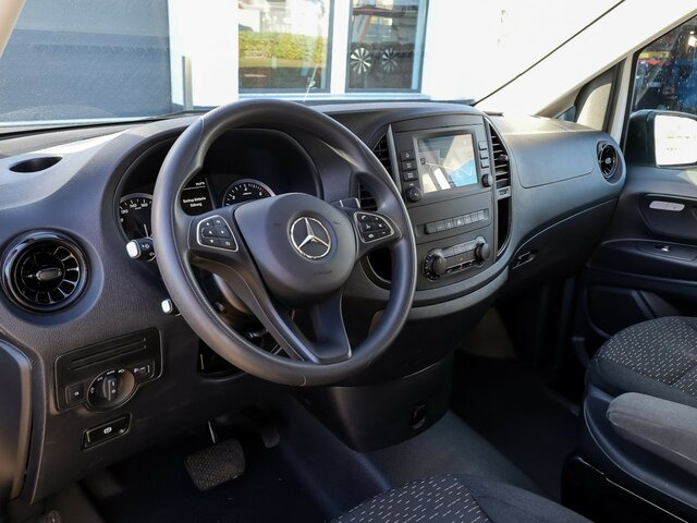 MERCEDES-BENZ Vito 114 TourerPro,lang,Automatik,8Sitze,Kamera... - Пассажирский фургон: фото 5 MERCEDES-BENZ Vito 114 TourerPro,lang,Automatik,8Sitze,Kamera... - Пассажирский фургон: фото 5