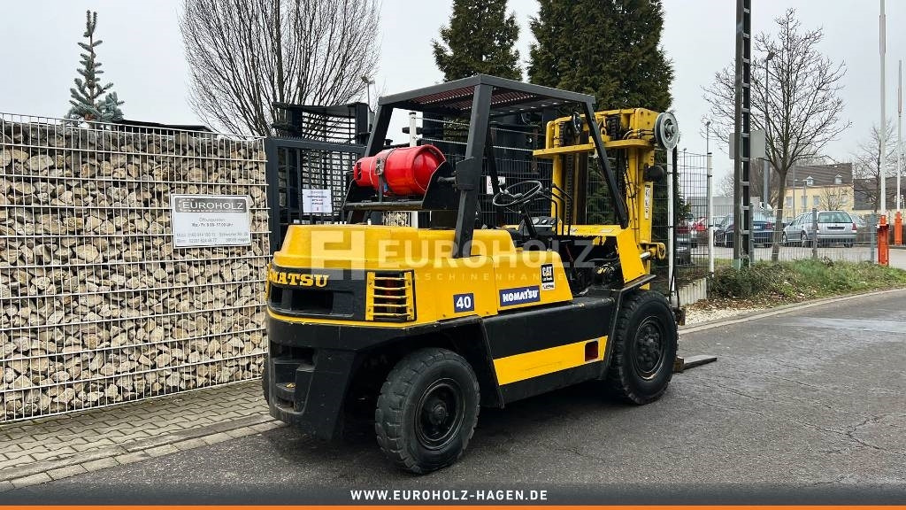 Komatsu FG 40, Stapler Triplex Seitenschieber Zusatzhydr. - Газовый погрузчик: фото 2 Komatsu FG 40, Stapler Triplex Seitenschieber Zusatzhydr. - Газовый погрузчик: фото 2