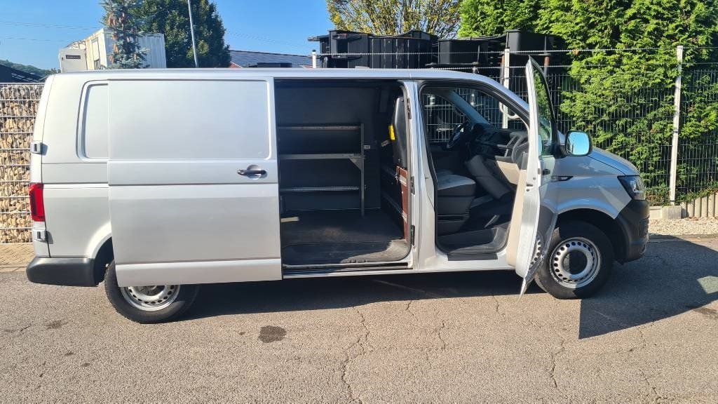 Volkswagen T5 2.0 TDI, Kasten, Werkstattschränke, Klima, AHK - Малотоннажный фургон: фото 5 Volkswagen T5 2.0 TDI, Kasten, Werkstattschränke, Klima, AHK - Малотоннажный фургон: фото 5