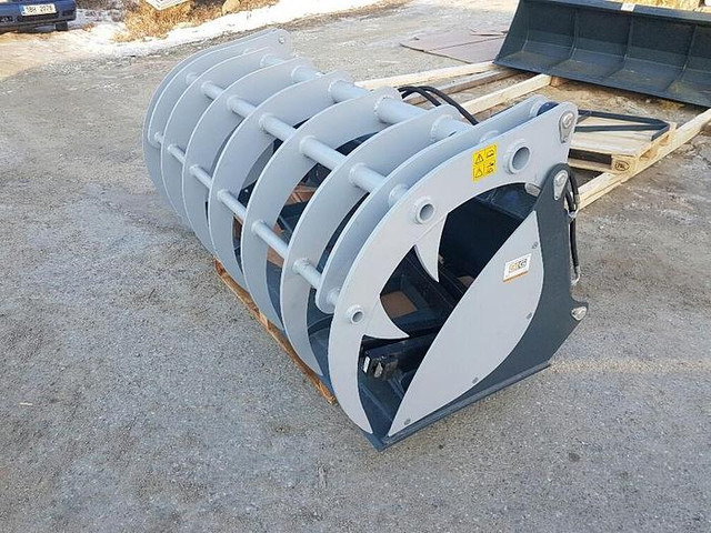 Big Pelikanschaufel 180 cm mit Bobcat Teleskoplader Aufnahme - Колёсный погрузчик: фото 2 Big Pelikanschaufel 180 cm mit Bobcat Teleskoplader Aufnahme - Колёсный погрузчик: фото 2