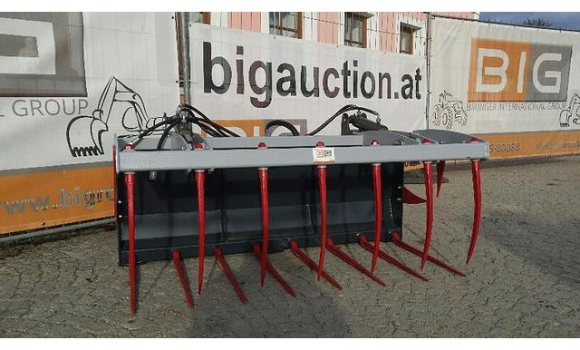 Krokodilzange 180 cm passend zu JCB 520-50 Aufnahme - Ковш: фото 1 Krokodilzange 180 cm passend zu JCB 520-50 Aufnahme - Ковш: фото 1