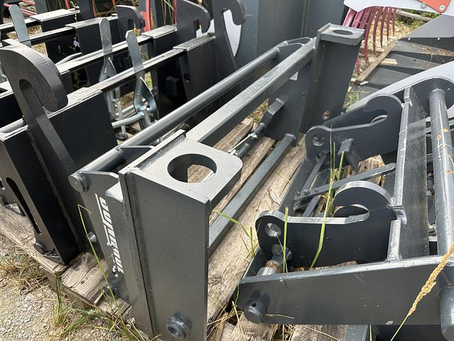 Sonarol John Deere Adapter pass. zu Euro Aufnahme - Навесное оборудование: фото 2 Sonarol John Deere Adapter pass. zu Euro Aufnahme - Навесное оборудование: фото 2