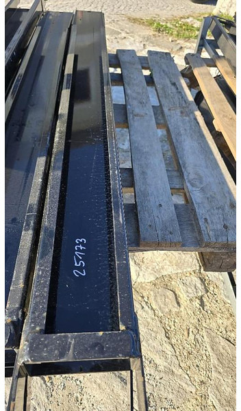 Palettengabelverlängerung 180cm Anbaulänge - Вилы для Погрузочно-разгрузочной техники: фото 1 Palettengabelverlängerung 180cm Anbaulänge - Вилы для Погрузочно-разгрузочной техники: фото 1