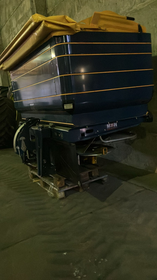 Bogballe M35W M1 Base - Опрыскиватель: фото 1 Bogballe M35W M1 Base - Опрыскиватель: фото 1