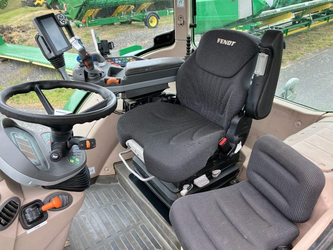 Fendt 724 PowerPlus mit Frontkraftheber - Трактор: фото 4 Fendt 724 PowerPlus mit Frontkraftheber - Трактор: фото 4