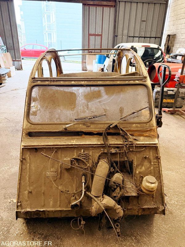 2CV + PIECES - OCCASION - Кабина: фото 4 2CV + PIECES - OCCASION - Кабина: фото 4