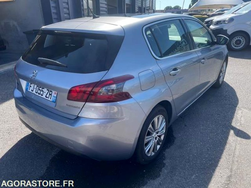 308 II ALLURE PT 130cv . 06/2018 . 54500 km - Легковой автомобиль: фото 3 308 II ALLURE PT 130cv . 06/2018 . 54500 km - Легковой автомобиль: фото 3