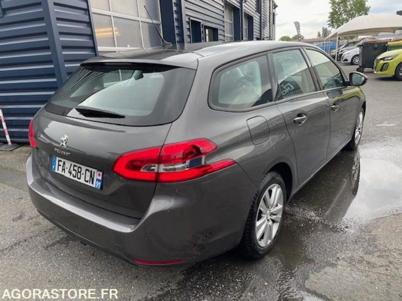 308 II SW ACTIVE BUSINESS PT 130cv EAT8 . 08/2018 . 141000 km - Легковой автомобиль: фото 3 308 II SW ACTIVE BUSINESS PT 130cv EAT8 . 08/2018 . 141000 km - Легковой автомобиль: фото 3