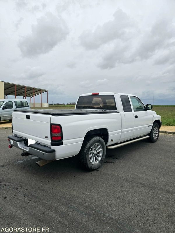 4X4 DODGE RAM V8 5.2L ESSENCE ET GAZ 6 PLACES CTTE - Пикап: фото 3 4X4 DODGE RAM V8 5.2L ESSENCE ET GAZ 6 PLACES CTTE - Пикап: фото 3