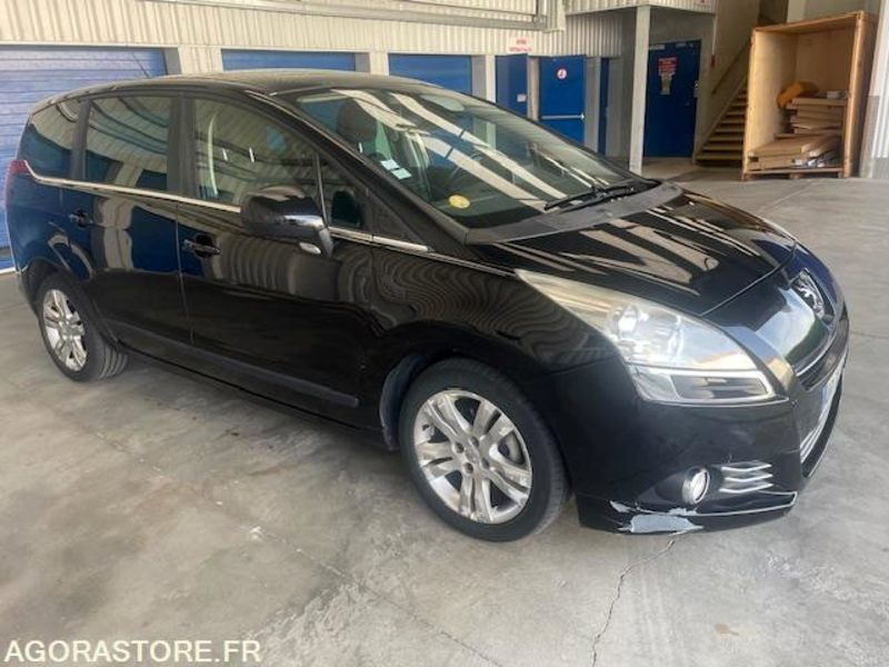 5008 PREMIUM 1.6 HDI 110cv 5 PLACES. 05/2010 . 255500 km - Легковой автомобиль: фото 4 5008 PREMIUM 1.6 HDI 110cv 5 PLACES. 05/2010 . 255500 km - Легковой автомобиль: фото 4