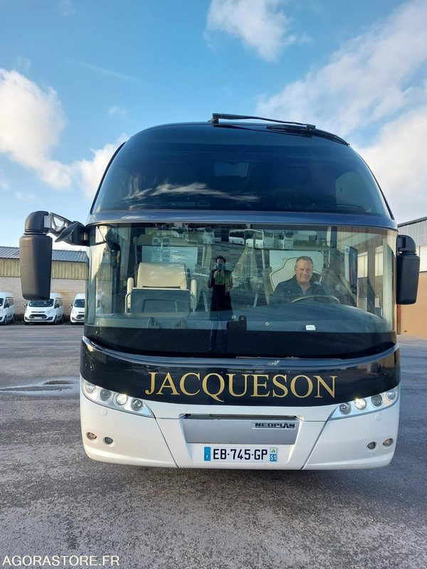 AUTOCAR NEOPLAN CITYLINER P16 L / 14M / 48+1+1+WC / 645008KM - Туристический автобус: фото 2 AUTOCAR NEOPLAN CITYLINER P16 L / 14M / 48+1+1+WC / 645008KM - Туристический автобус: фото 2