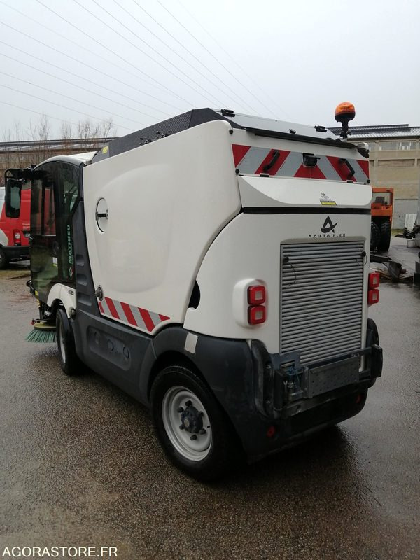 BALAYEUSE - MATHIEU - AZURA FLEX - 2020 / 4222 HEURES - Подметально-уборочная машина: фото 4 BALAYEUSE - MATHIEU - AZURA FLEX - 2020 / 4222 HEURES - Подметально-уборочная машина: фото 4