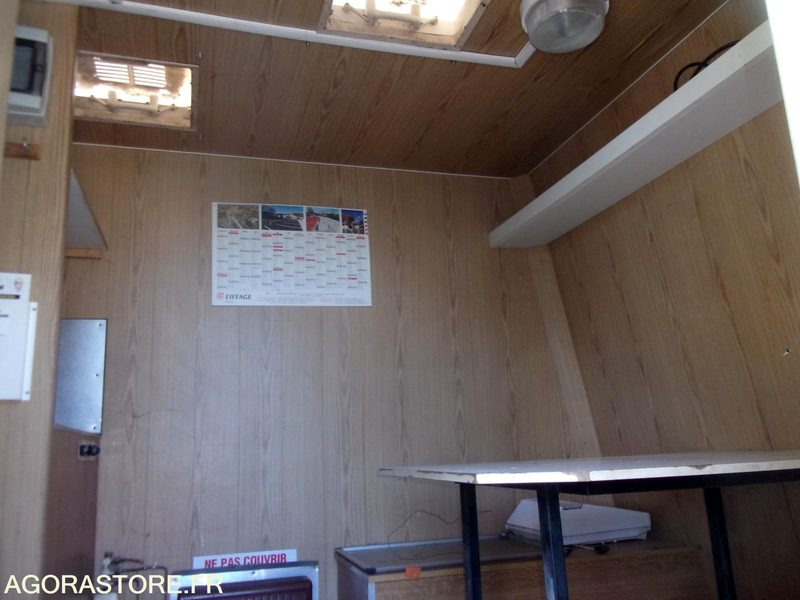 BARAQUE CHANTIER WC VESTIAIRE COIN REPOS N° 2 - Строительное оборудование: фото 5 BARAQUE CHANTIER WC VESTIAIRE COIN REPOS N° 2 - Строительное оборудование: фото 5