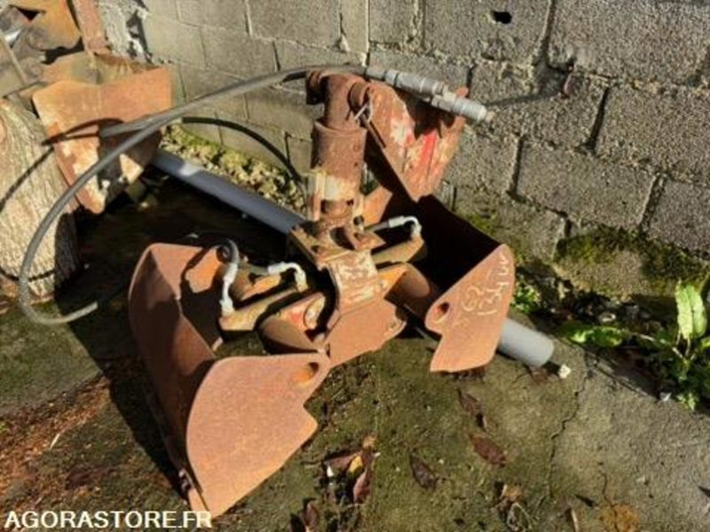 BENNE PRENEUSE MINI PELLE - Экскаватор: фото 1 BENNE PRENEUSE MINI PELLE - Экскаватор: фото 1