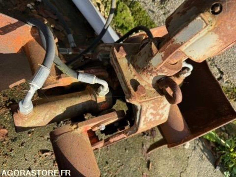 BENNE PRENEUSE MINI PELLE - Экскаватор: фото 2 BENNE PRENEUSE MINI PELLE - Экскаватор: фото 2