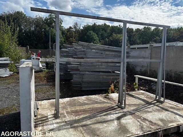 BERSE AMPLIROLL PORTE BARRIERES - Кузов для самосвала: фото 1 BERSE AMPLIROLL PORTE BARRIERES - Кузов для самосвала: фото 1