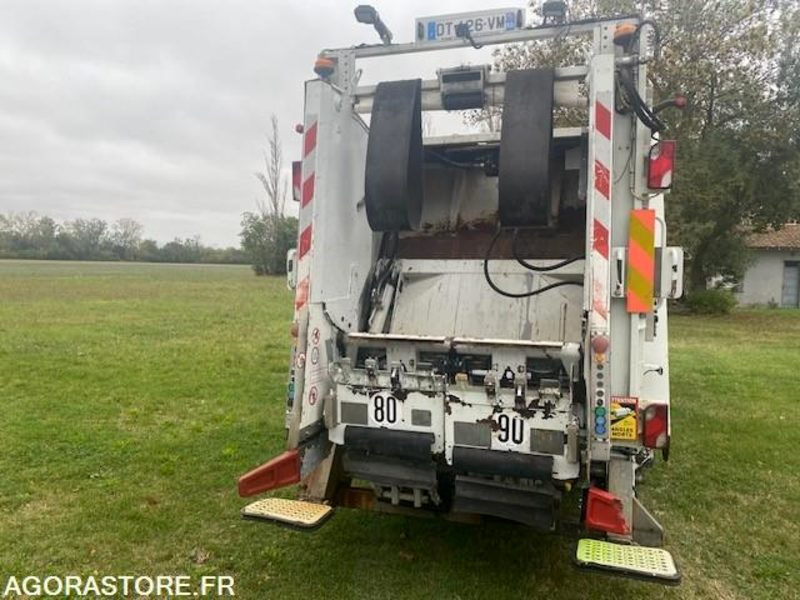 BOM SCANIA P 380 - 2015 - 164 000km - Мусоровоз: фото 4 BOM SCANIA P 380 - 2015 - 164 000km - Мусоровоз: фото 4