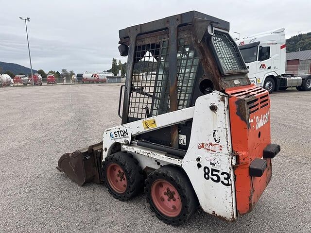 Bobcat S70 - Мини-погрузчик с бортовым поворотом: фото 4 Bobcat S70 - Мини-погрузчик с бортовым поворотом: фото 4