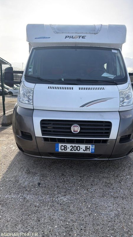 CAMPING CAR FIAT DUCATO 3 PHASE 1 - Туристический автобус: фото 2 CAMPING CAR FIAT DUCATO 3 PHASE 1 - Туристический автобус: фото 2
