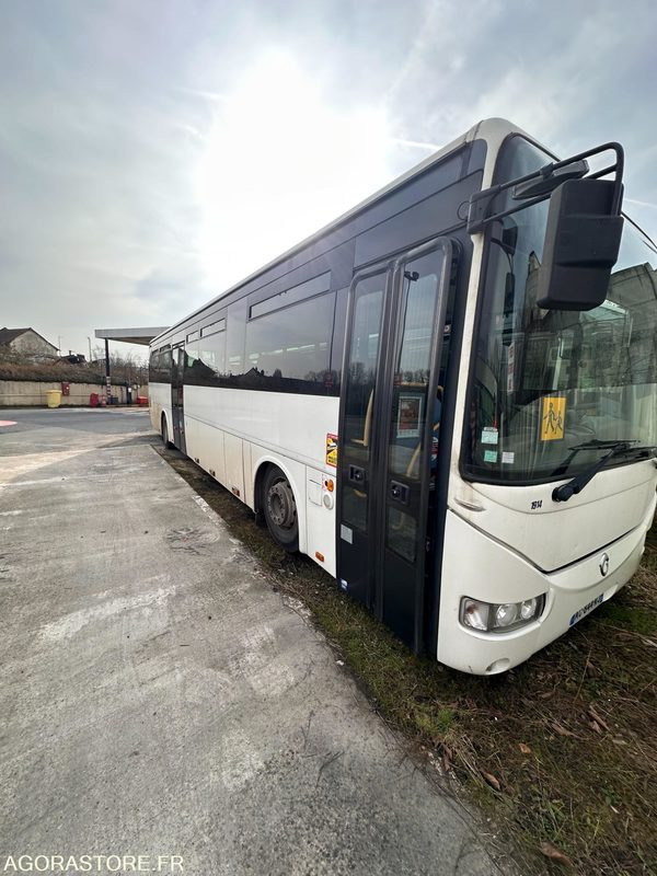 CAR IRISBUS - RECREO N°15206- MEC 2009 / 322769 KM AC-844-RJ - Школьный автобус: фото 2 CAR IRISBUS - RECREO N°15206- MEC 2009 / 322769 KM AC-844-RJ - Школьный автобус: фото 2