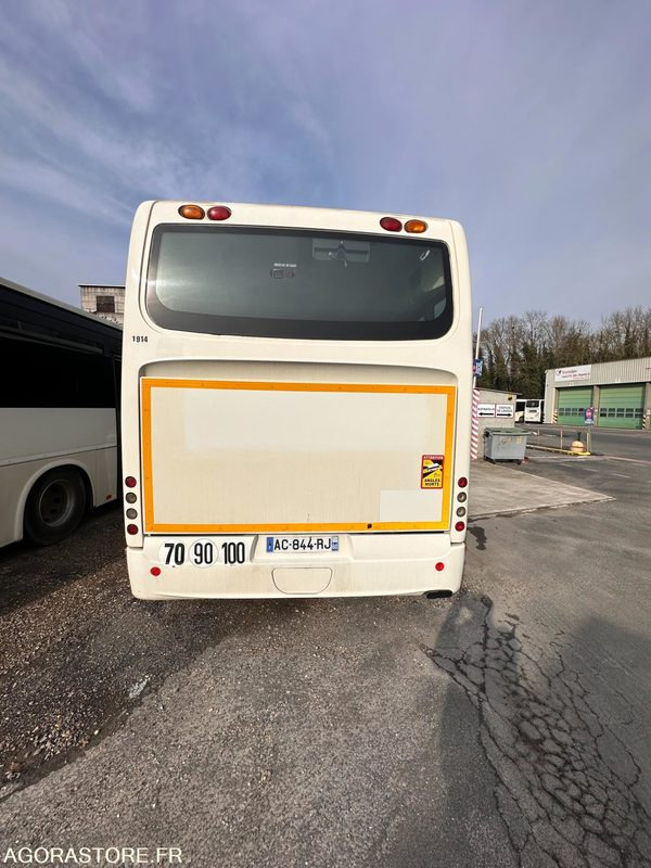 CAR IRISBUS - RECREO N°15206- MEC 2009 / 322769 KM AC-844-RJ - Школьный автобус: фото 3 CAR IRISBUS - RECREO N°15206- MEC 2009 / 322769 KM AC-844-RJ - Школьный автобус: фото 3