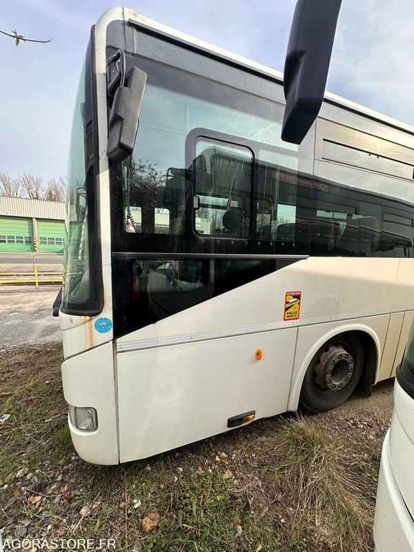 CAR IRISBUS - RECREO N°15206- MEC 2009 / 322769 KM AC-844-RJ - Школьный автобус: фото 5 CAR IRISBUS - RECREO N°15206- MEC 2009 / 322769 KM AC-844-RJ - Школьный автобус: фото 5