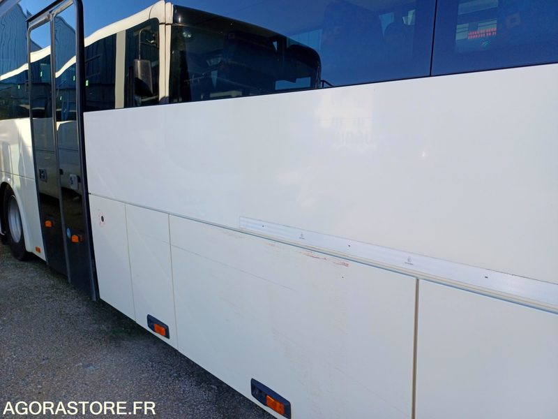 CAR IRISBUS RECREO - N°20504 - MEC 2010 - 326998KM AL-647-NX - Школьный автобус: фото 4 CAR IRISBUS RECREO - N°20504 - MEC 2010 - 326998KM AL-647-NX - Школьный автобус: фото 4
