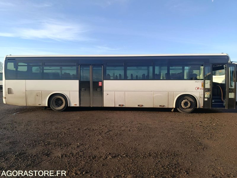CAR IRISBUS RECREO - PARC 19883 - MEC 2009 -404000km / AC719MJ - Школьный автобус: фото 3 CAR IRISBUS RECREO - PARC 19883 - MEC 2009 -404000km / AC719MJ - Школьный автобус: фото 3