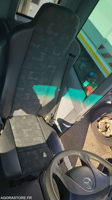 CG 622 LE - MERCEDES ECONIC 2633 - 2013 - 203000KM - Мусоровоз: фото 4 CG 622 LE - MERCEDES ECONIC 2633 - 2013 - 203000KM - Мусоровоз: фото 4