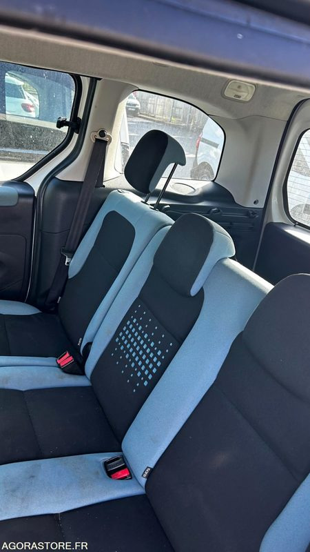 CITROEN BERLINGO COMBISPACE DP-112 - Легковой фургон: фото 3 CITROEN BERLINGO COMBISPACE DP-112 - Легковой фургон: фото 3