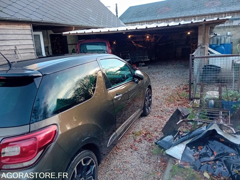 CITROEN DS3 - Легковой автомобиль: фото 3 CITROEN DS3 - Легковой автомобиль: фото 3